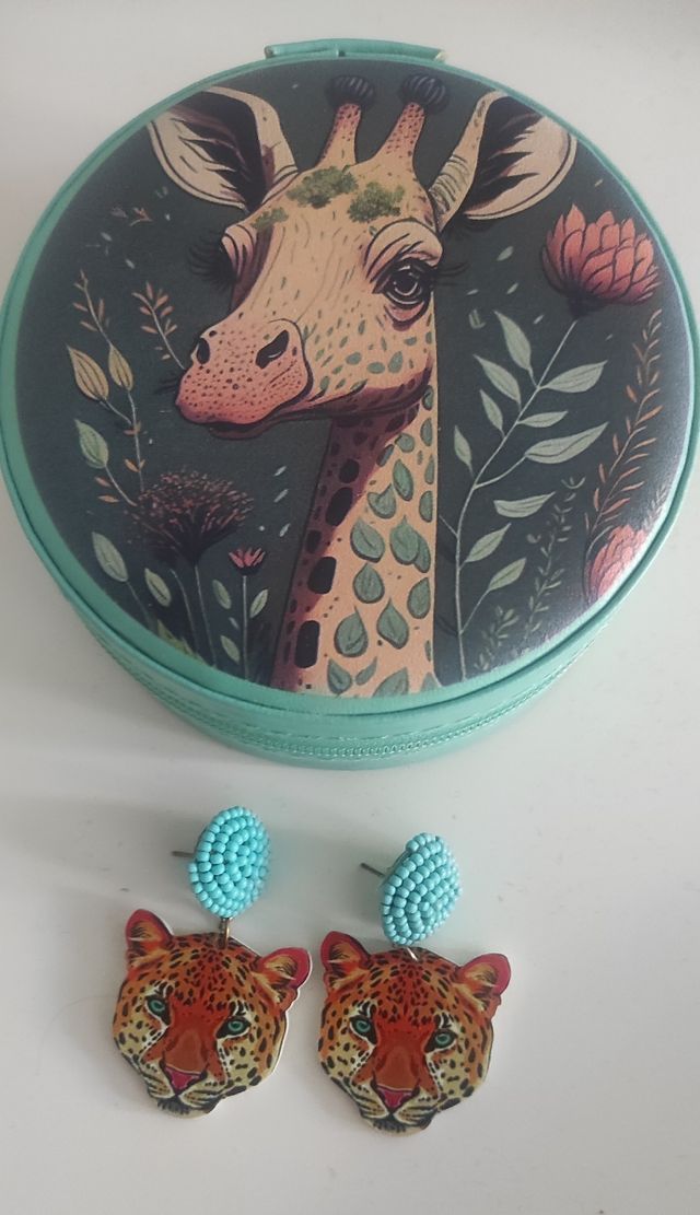 Joyero de viaje + pendientes