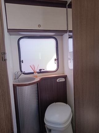 Autocaravana Rimor katamarano 9 