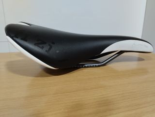 Sillín fi'zi:k modelo Aliante