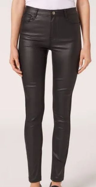 Pantalones cuero