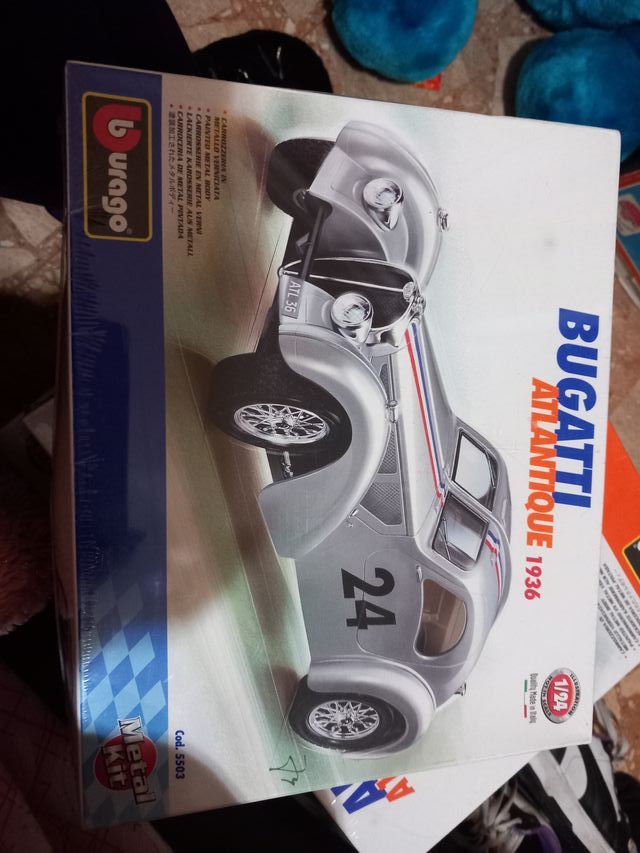 Maqueta Burago Bugatti