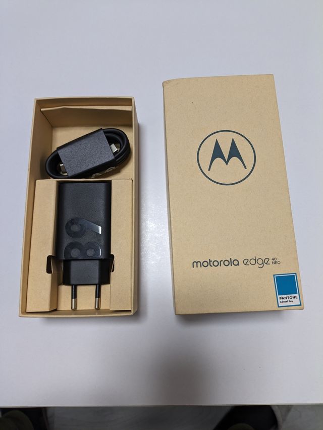 Motorola edge 40 Neo 12/256