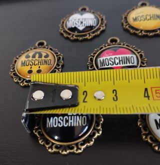 Charm Love Moschino 