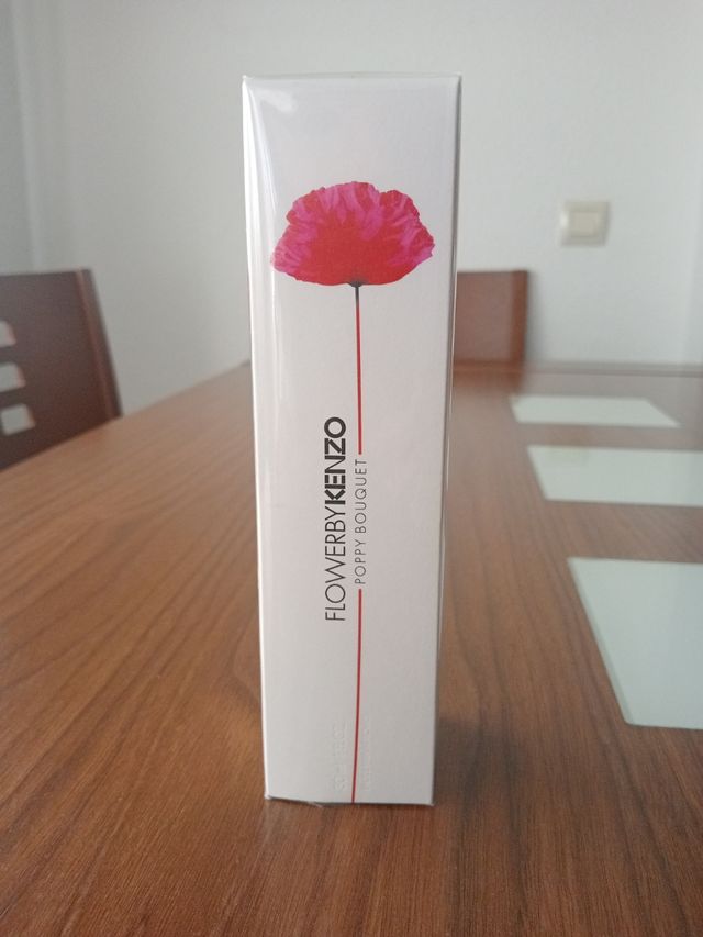 FlowerbyKenzo . Poppy Bouquet