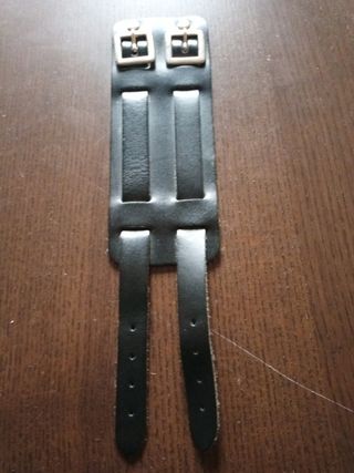 Brazalete de cuero