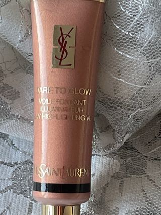 Yves Saint Laurent Dare to Glow 2 Nuovo