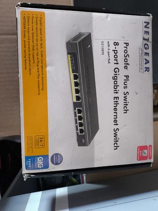 Switch 8 puertos Gigabit