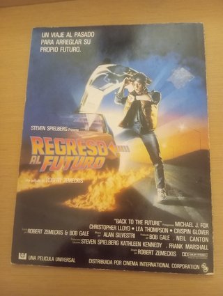Libro grafica pelicula Licencia para Matar
