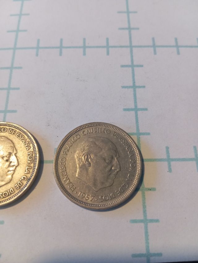 2 monedas de 50 pesetas de 1957