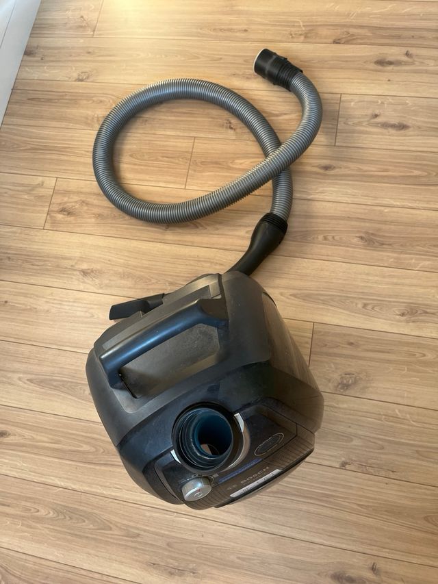 Aspirapolvere Bosch Prosilence 66db