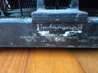 Máquina de escribir antigua Underwood