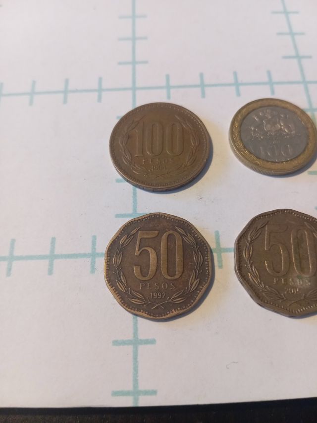 4 monedas chilenas