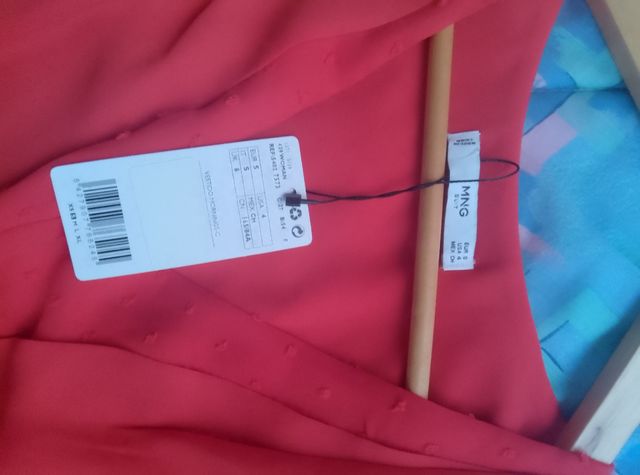 Vestido rojo talla S con etiqueta