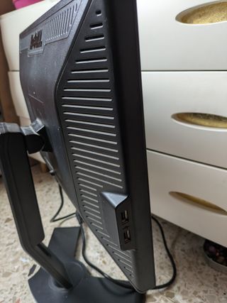 Monitor Dell pc 16"