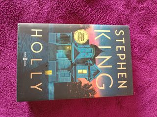 Stephen King. Holly