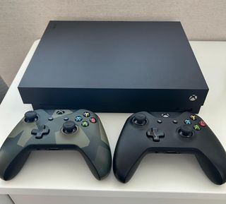 Xbox One X - 1TB