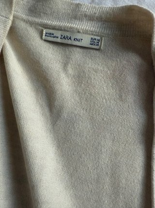 Chaqueta con mangas cuero Zara