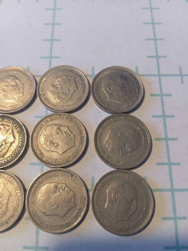 9 Monedas de 5 pesetas