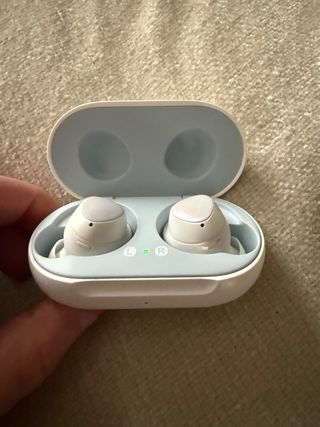 Samsung Buds blancos