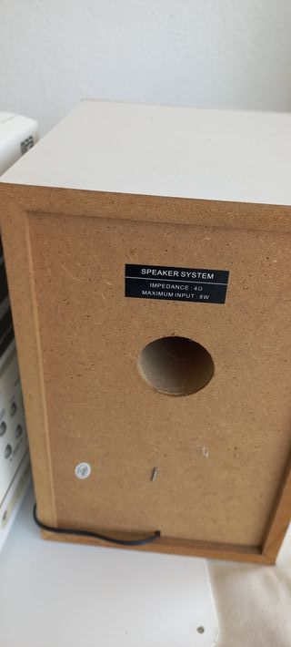 CADENA DE MUSICA MEDION MD8094 RADIO CD CASETE MP3