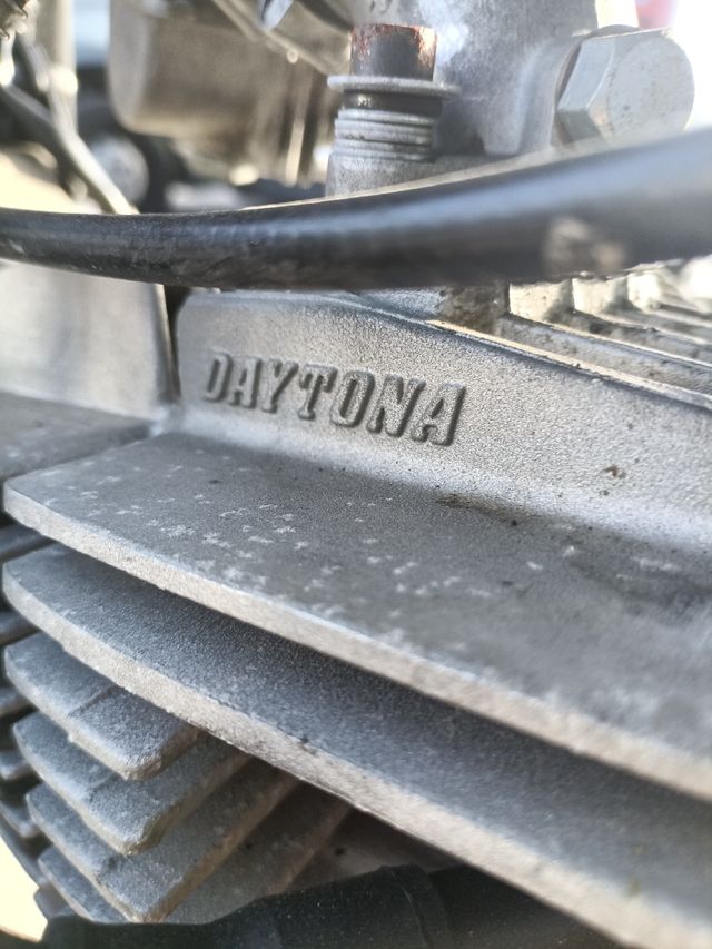Culata completa Daytona 4 válvulas 190 / 150