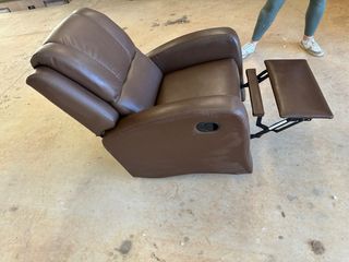 SILLON RECLINABLE PIEL MARRON