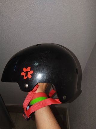 CASCO PARA BICI Y PATINETE