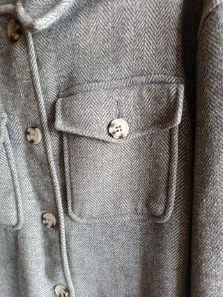 Chamarra oversize gris