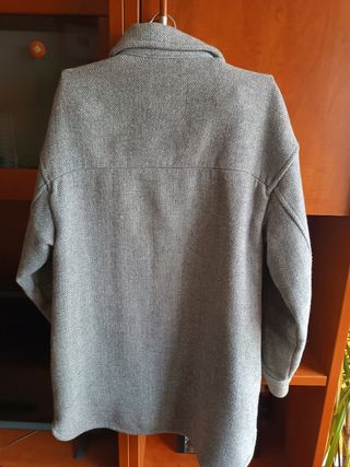 Chamarra oversize gris