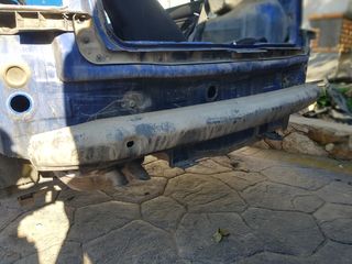 Traviesa trasera golf 4 1.9 tdi