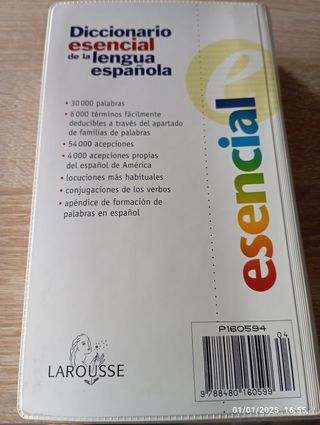 Diccionario de La Lengua Espanola: Esencial (Spanish Edition)