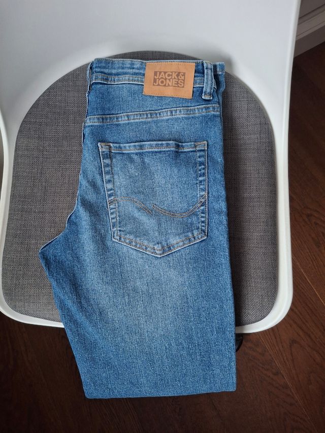 Vaquero Jack & Jones talla 14 años