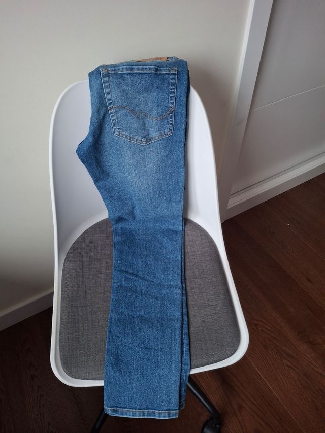 Vaquero Jack & Jones talla 14 años