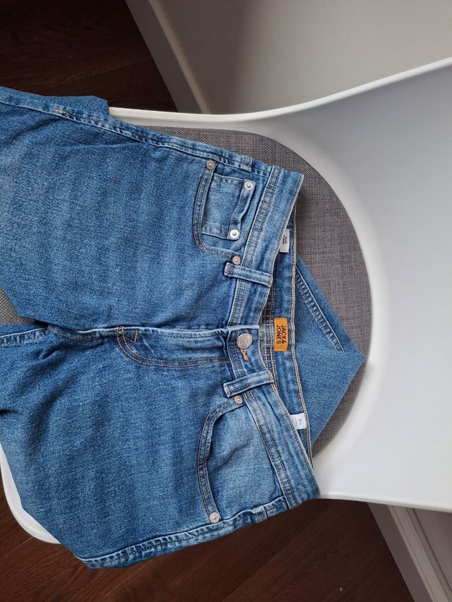 Vaquero Jack & Jones talla 14 años