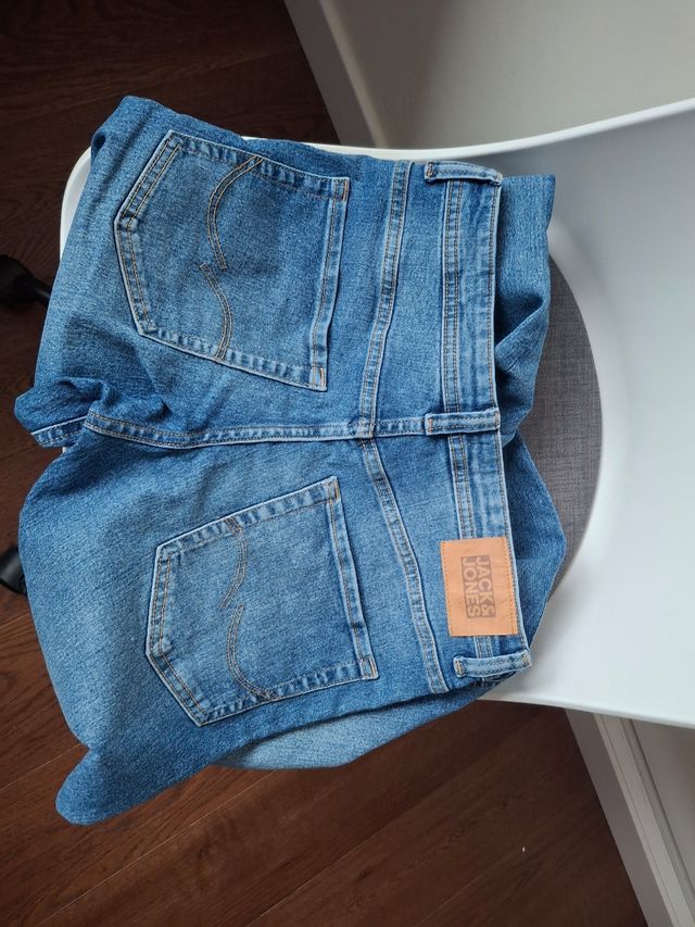 Vaquero Jack & Jones talla 14 años