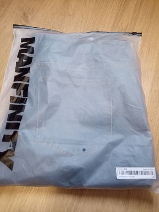 Pantalones.TALLA L . SHEIN 