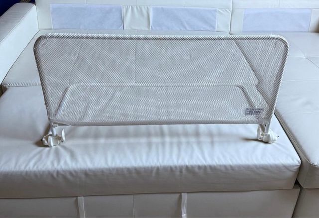 Barrera de cama abatible