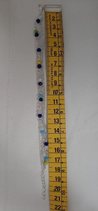 Braccialetti e girocollo 