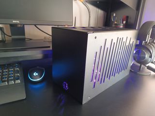 Caja gaming mini ITX 