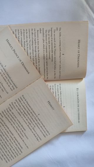 PACK LIBROS BILINGÜES HAMLET/HEART OF DARKNESS 📚