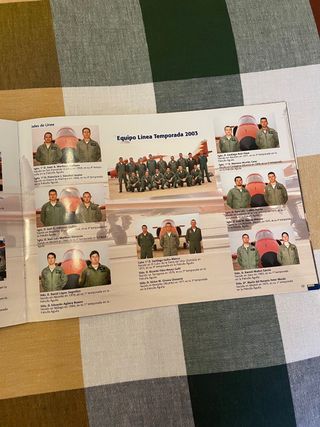 Revista / folleto Patrulla Águila 2003