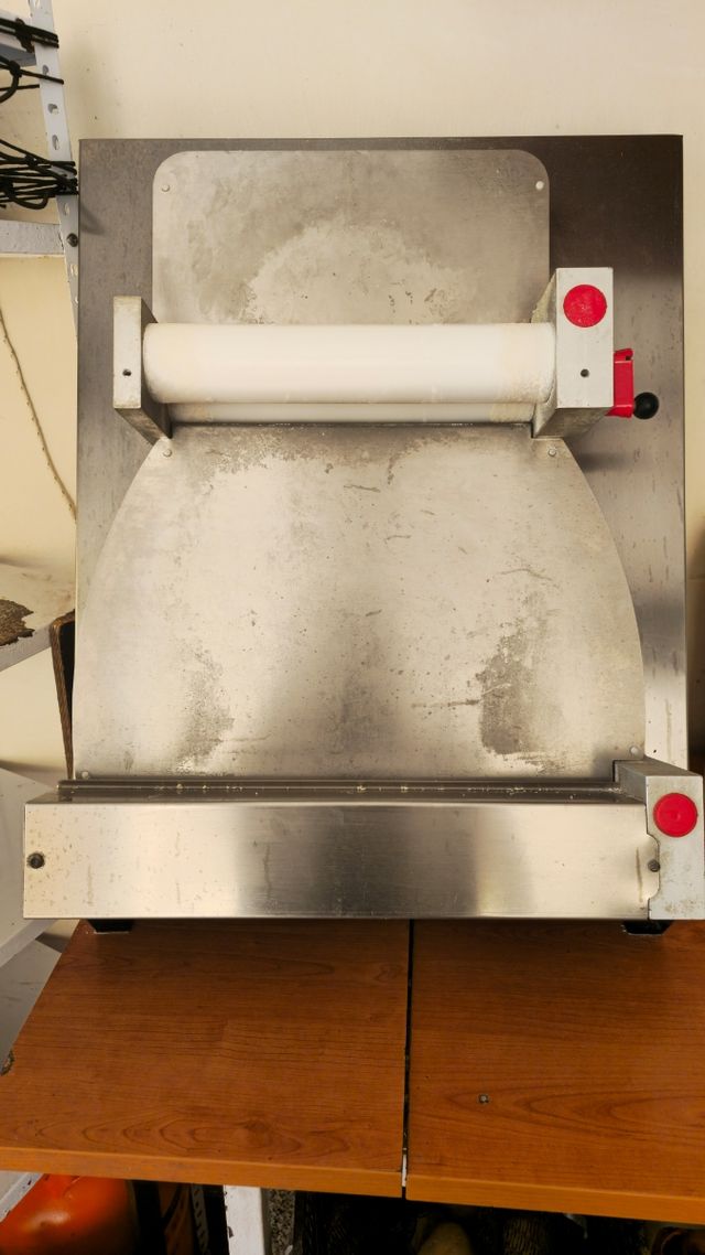 Laminadora, expendedora de masa pizza