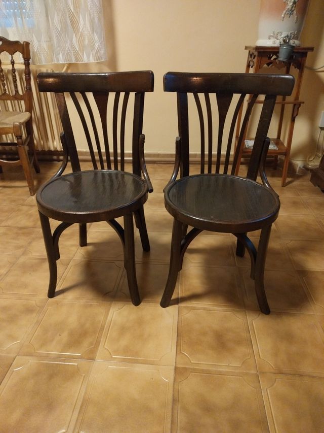 Sillas de madera antiguas asiento redo