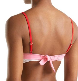 Nuevo con etiqueta Benetton Parte superior bikini