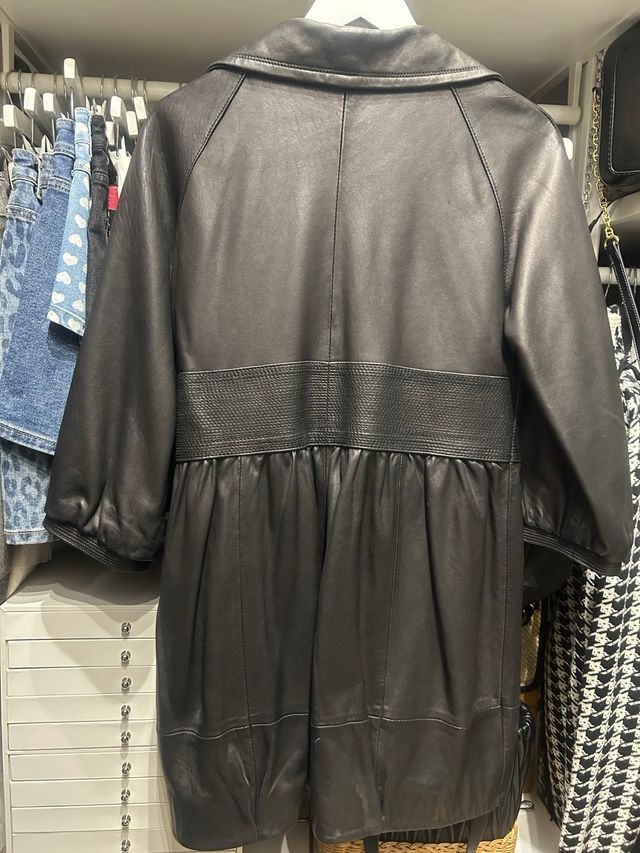 Chaqueta negra piel peletería