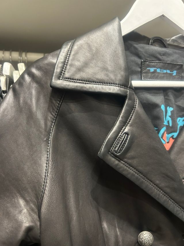 Chaqueta negra piel peletería