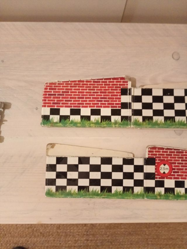 Puente cartón scalextric