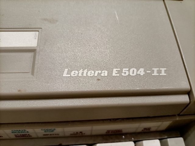 Macchina da scrivere elettronica