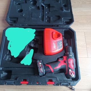 Taladro Milwaukee M12 BPD