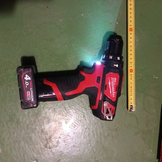 Taladro Milwaukee M12 BPD